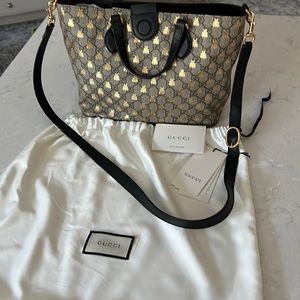 Gucci golden bee tote